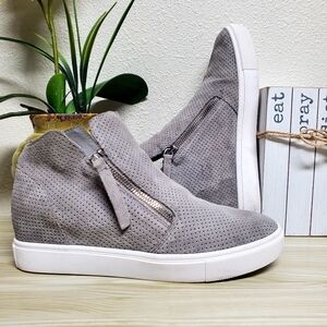 Steve Madden Gray Leather Wedge Sneakers Size 9M